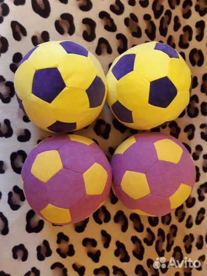 Сувенир для футболистов(подарок, мягкий)