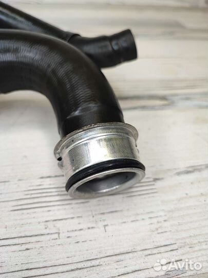 Патрубок радиатора W211