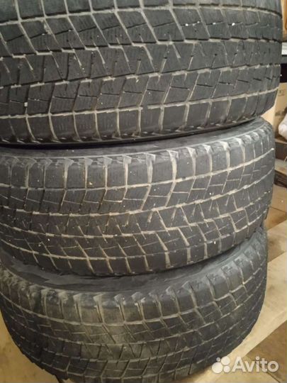 Bridgestone Blizzak DM-V2 225/55 R18