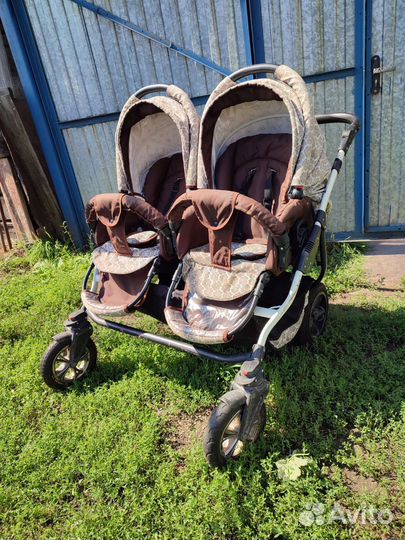 Коляска для двойни / погодок