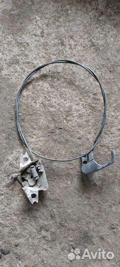 Трос капота с замком и ручкой пассат б4