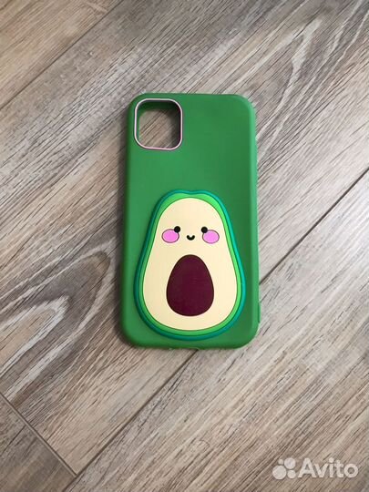 Чехол на iPhone 11