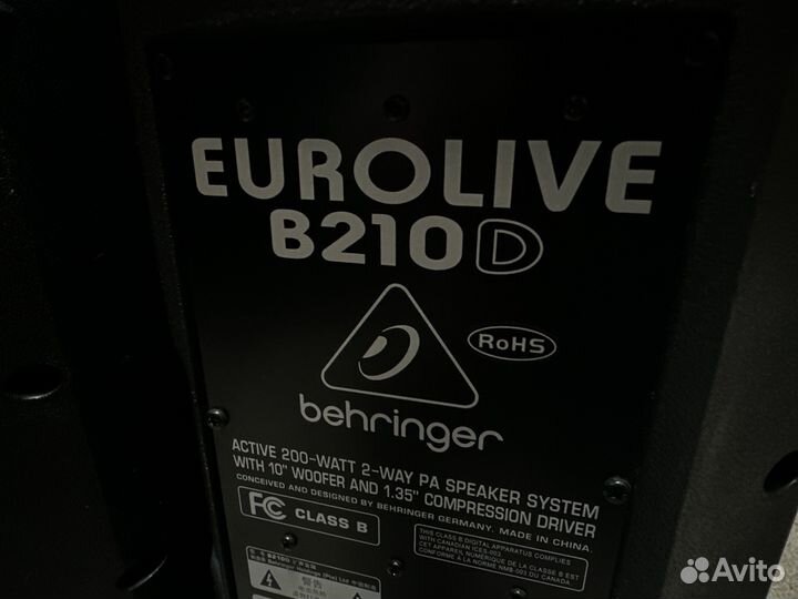 Behringer B210D Активная акустическая система 2 шт