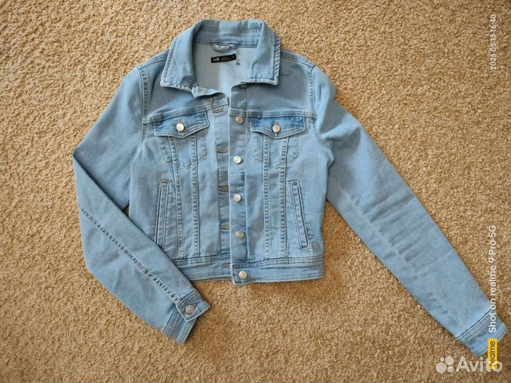 Джинсовая куртка женская