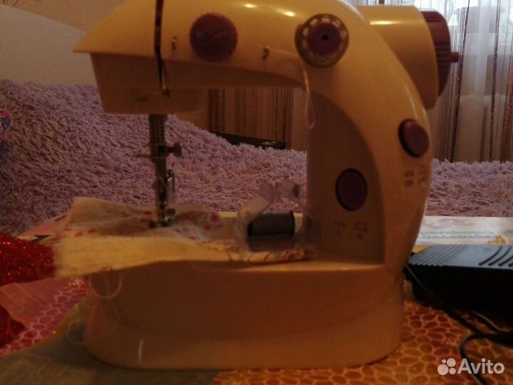 Детская швейная машинка