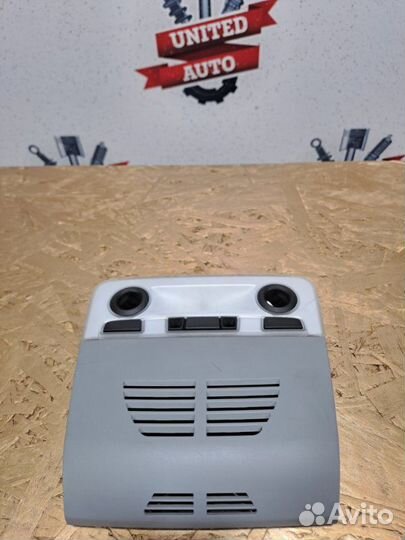 Плафон подсветки салона Bmw 1 Series E87 2008