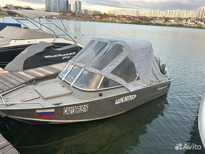 Лодка Windboat 47