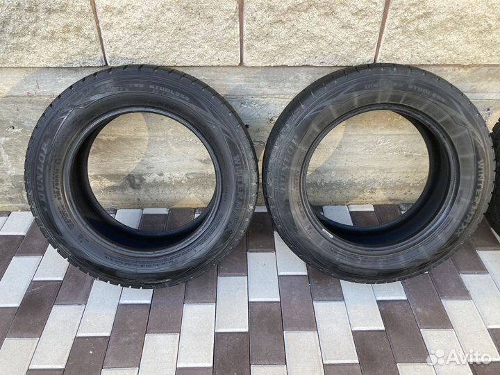 Dunlop Winter Maxx WM01 215/60 R16