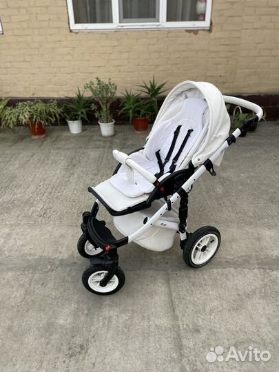 Коляска 3 в 1 vikalex (кожа)