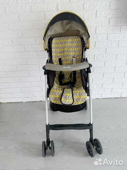 Прогулочная коляска Aprica Magical Air