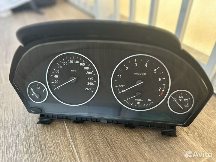 Приборная панель BMW F30 Бензин 2017 год