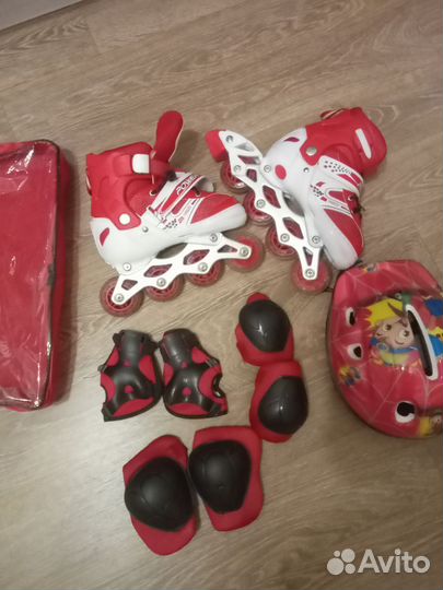 Роликовые коньки + защита спортивная