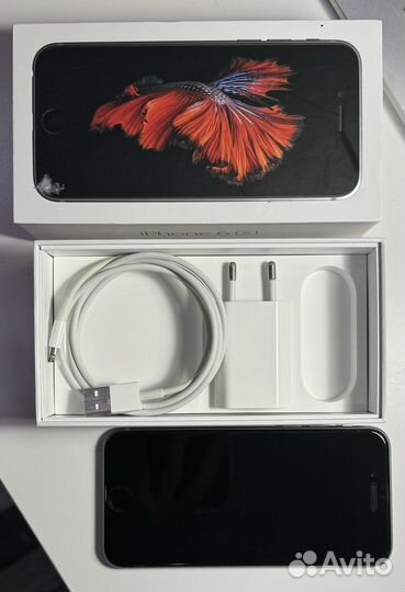 iPhone 6S, 32 ГБ