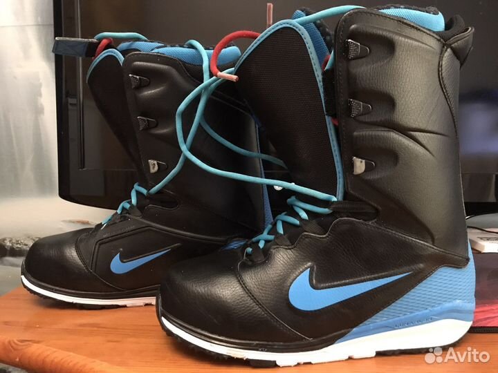 Сноубордические ботинки nike