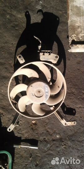 Вентилятор охлаждения Volkswagen Caddy 1.9 SDI