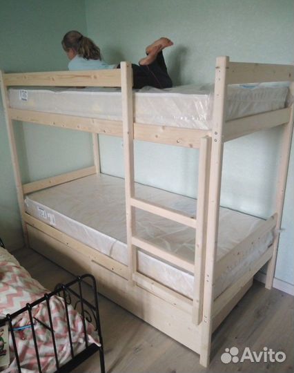 Двухъярусная кровать из массива IKEA