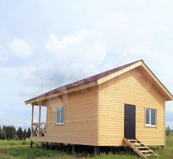 Дом 36 м² на участке 6 сот.