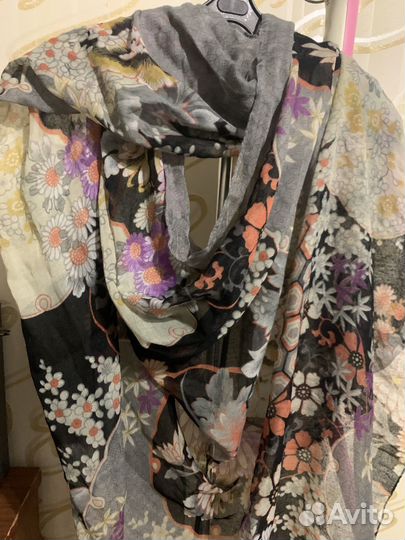 Шарфы и палантины