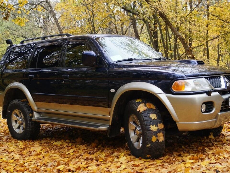 Mitsubishi Pajero Sport: фото владельца
