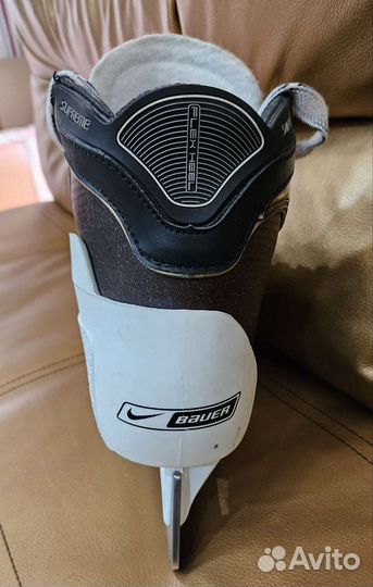 Хоккейные коньки вратаря bauer