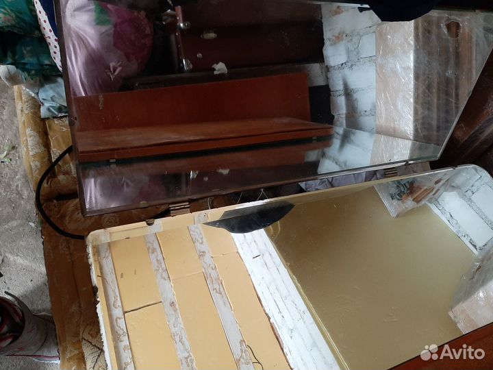 Зеркала старые