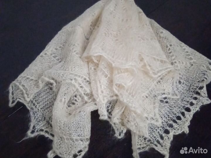 Пуховый платок шаль