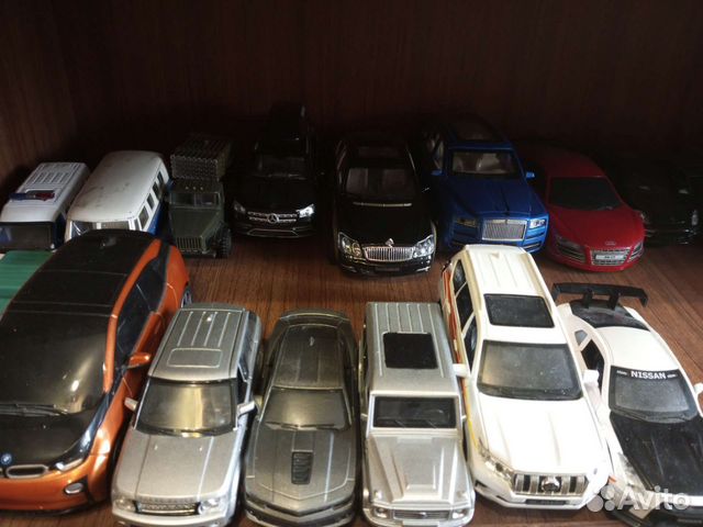 Машинки модельки