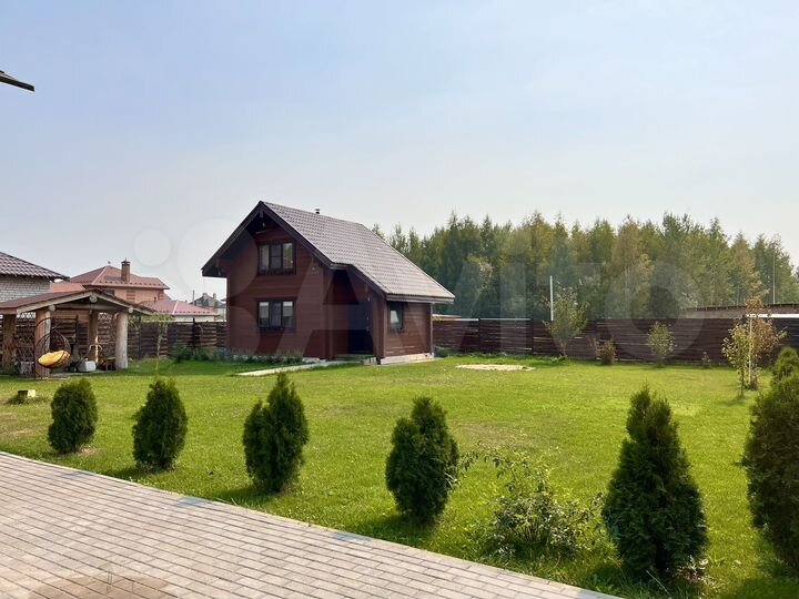 Дом 205 м² на участке 10 сот.