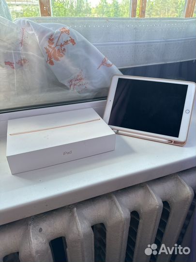 iPad (8 gen 2020) wi-fi + Apple pencil