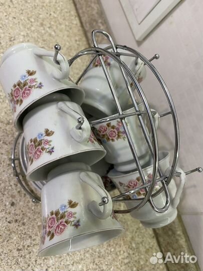 Кофейный сервиз на подставке