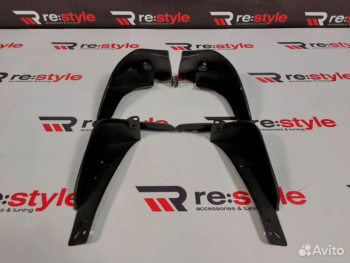 Брызговики Toyota Corolla Spacio 121 01-07г