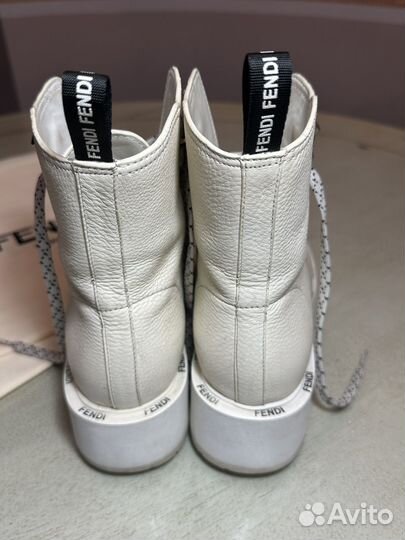 Ботинки женские Fendi