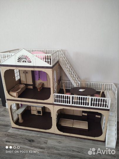 Домик кукольный