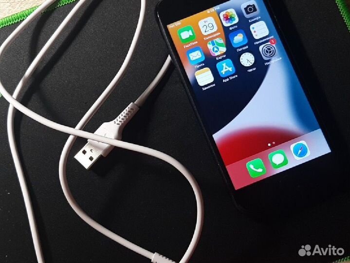 iPhone 7, 32 ГБ