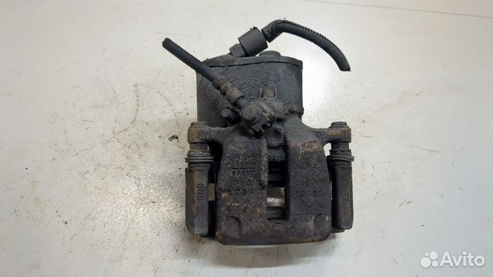 Суппорт Volkswagen Passat 7 Европа, 2014