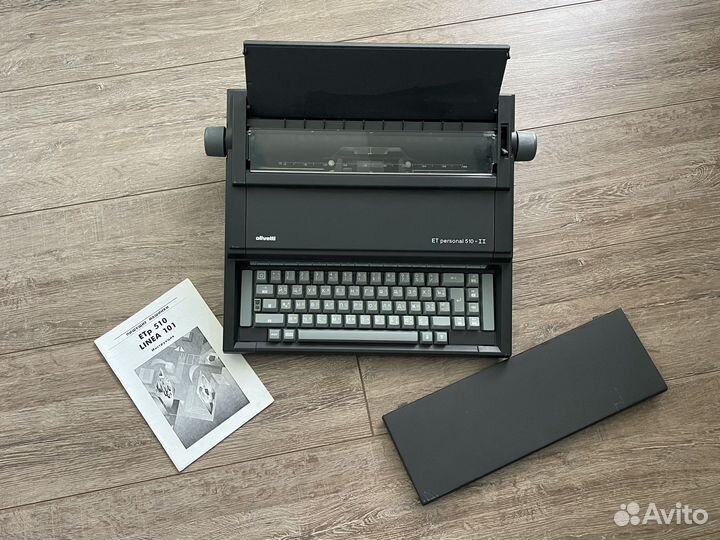 Электронная пишущая машинка Olivetti