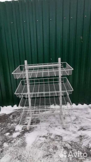 Сетчатые стойки, корзины, полки