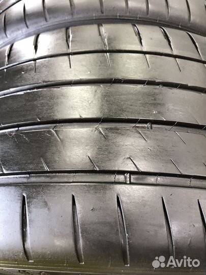 Michelin Pilot Sport 4 S 275/35 R20 и 245/40 R20 102Y