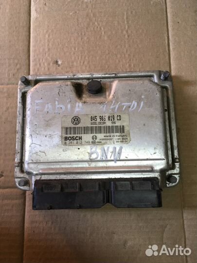 Блок управления Skoda Fabia 1.4tdi эбу bosch