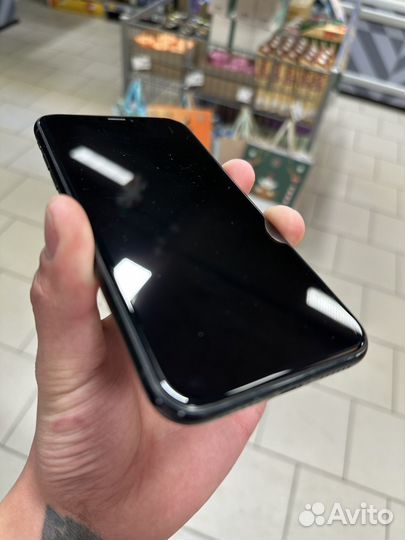 iPhone Xr, 128 ГБ