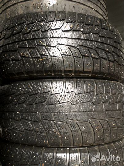 Michelin Latitude X-Ice North 235/60 R17