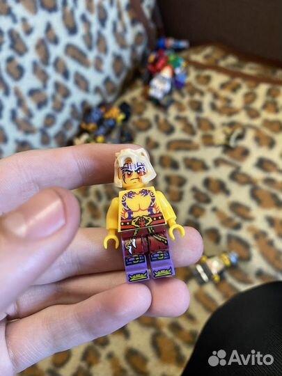 Lego minifigures