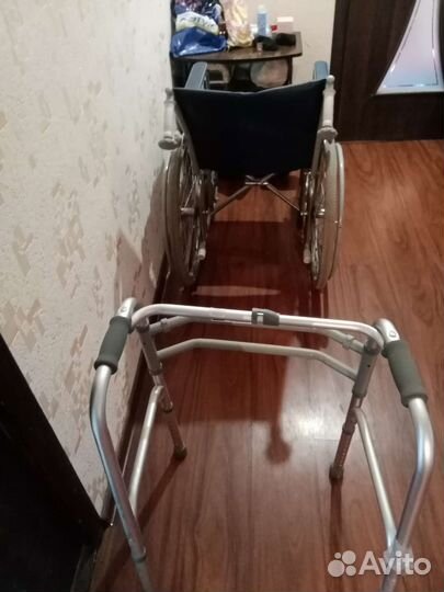 Коляска инвалидная