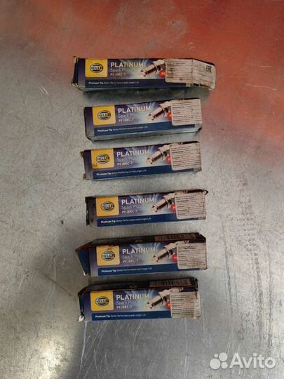 Свечи зажигания Hella на mercedes 8EN188705261