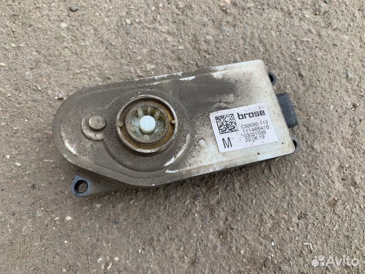 Моторчик привода заслонок BMW X3 G01, X4 G02