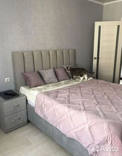 Дизайнерская кровать