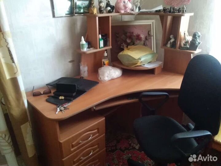 Компьютерный стол