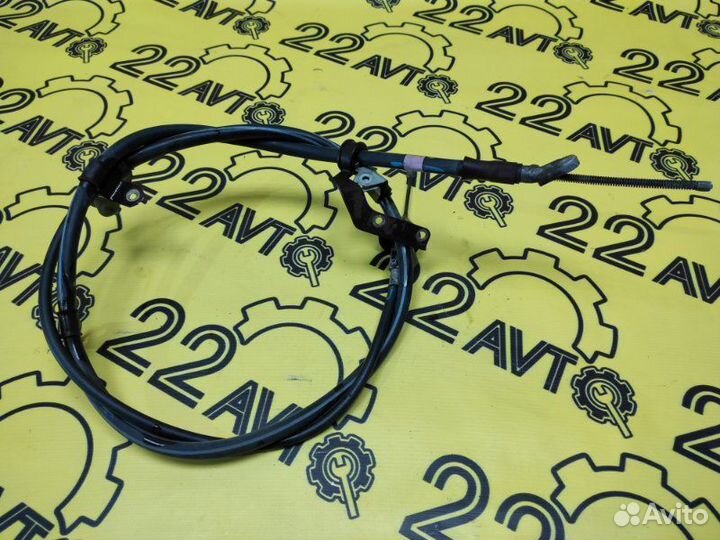 Трос стояночного тормоза задний правый Toyota