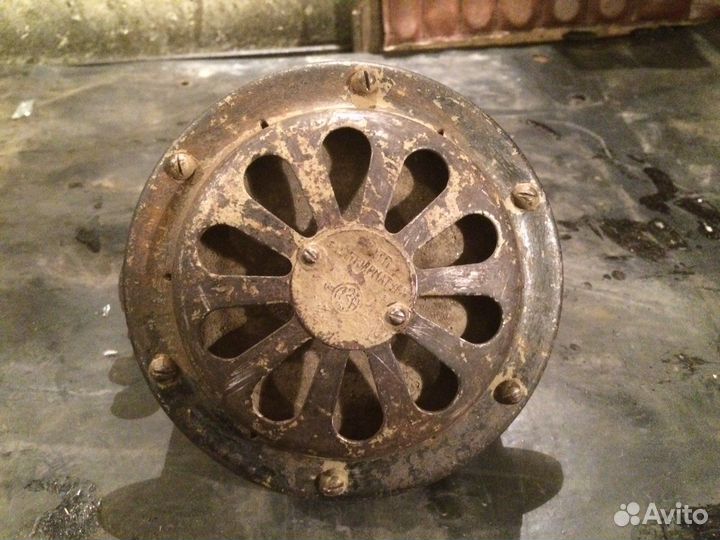 Звуковой сигнал Москвич 401