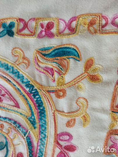 Шарфы платки палантины